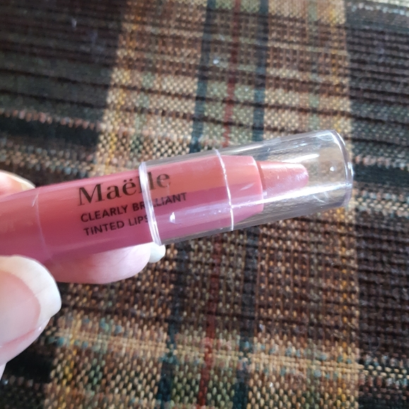 Ipsy Bag and four items - Picture 2 of 8